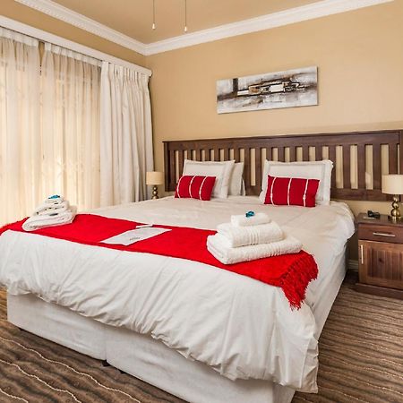 Guesthouse De Tijger Lodge Parow Eksteriør billede