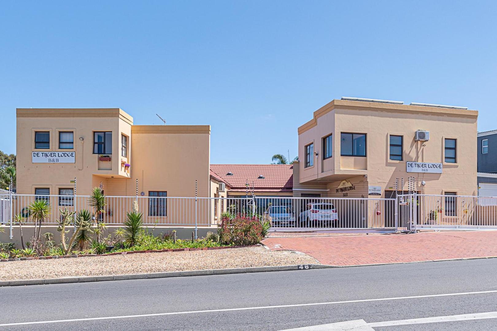 Guesthouse De Tijger Lodge Parow Eksteriør billede